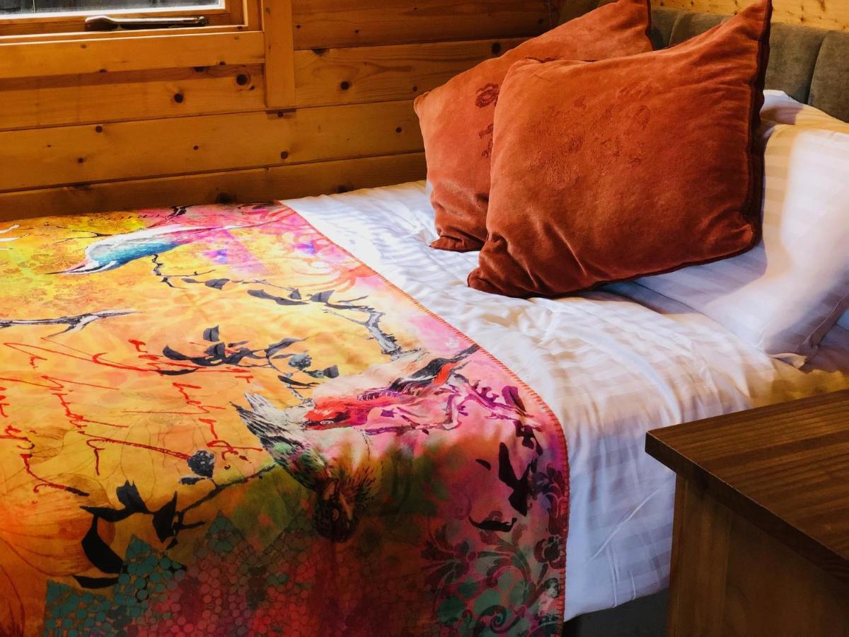 Universal Harmony Retreats Glastonbury 아파트 외부 사진